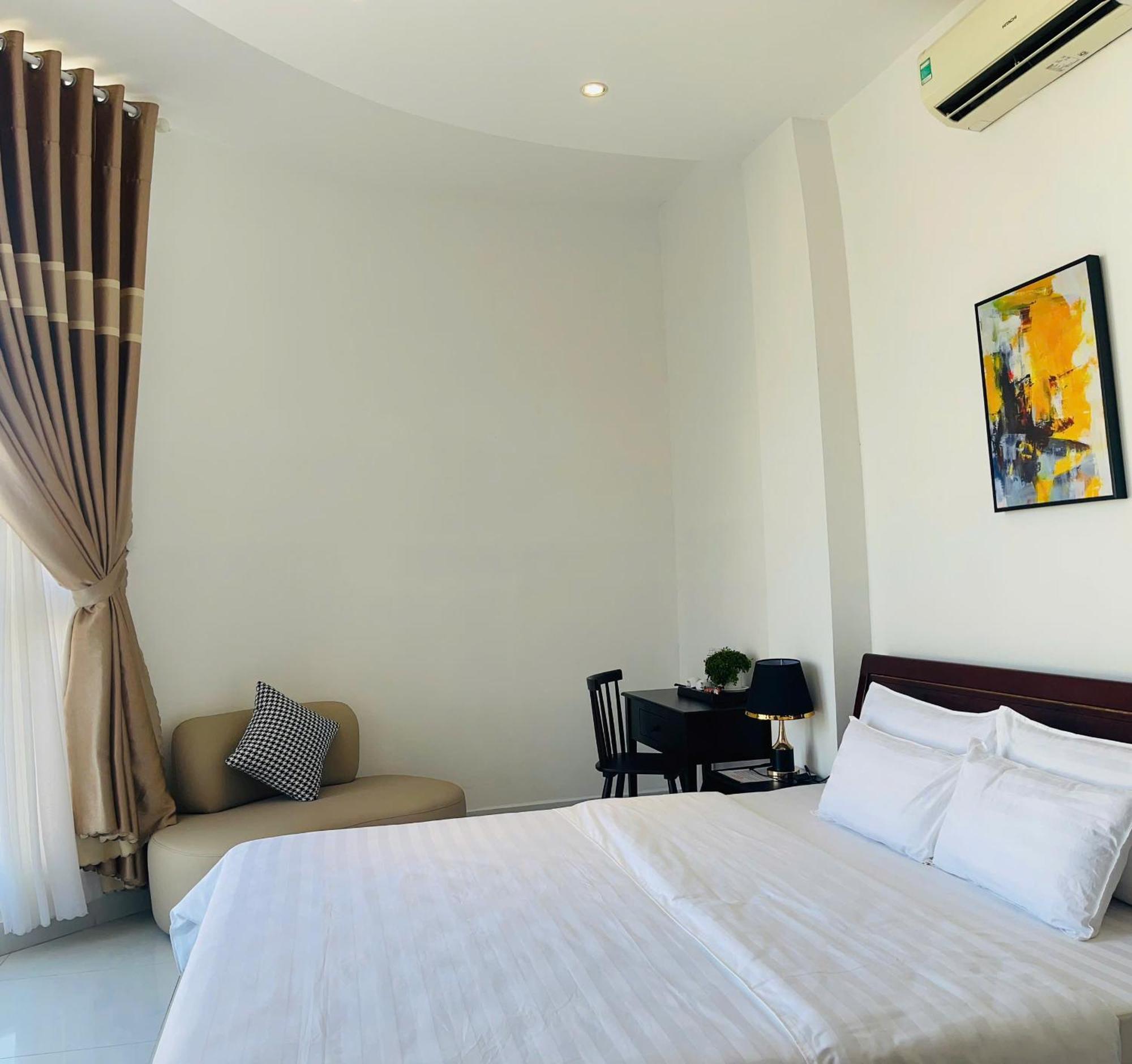 Hotel Khach San Romo Quảng Ngãi Exterior foto