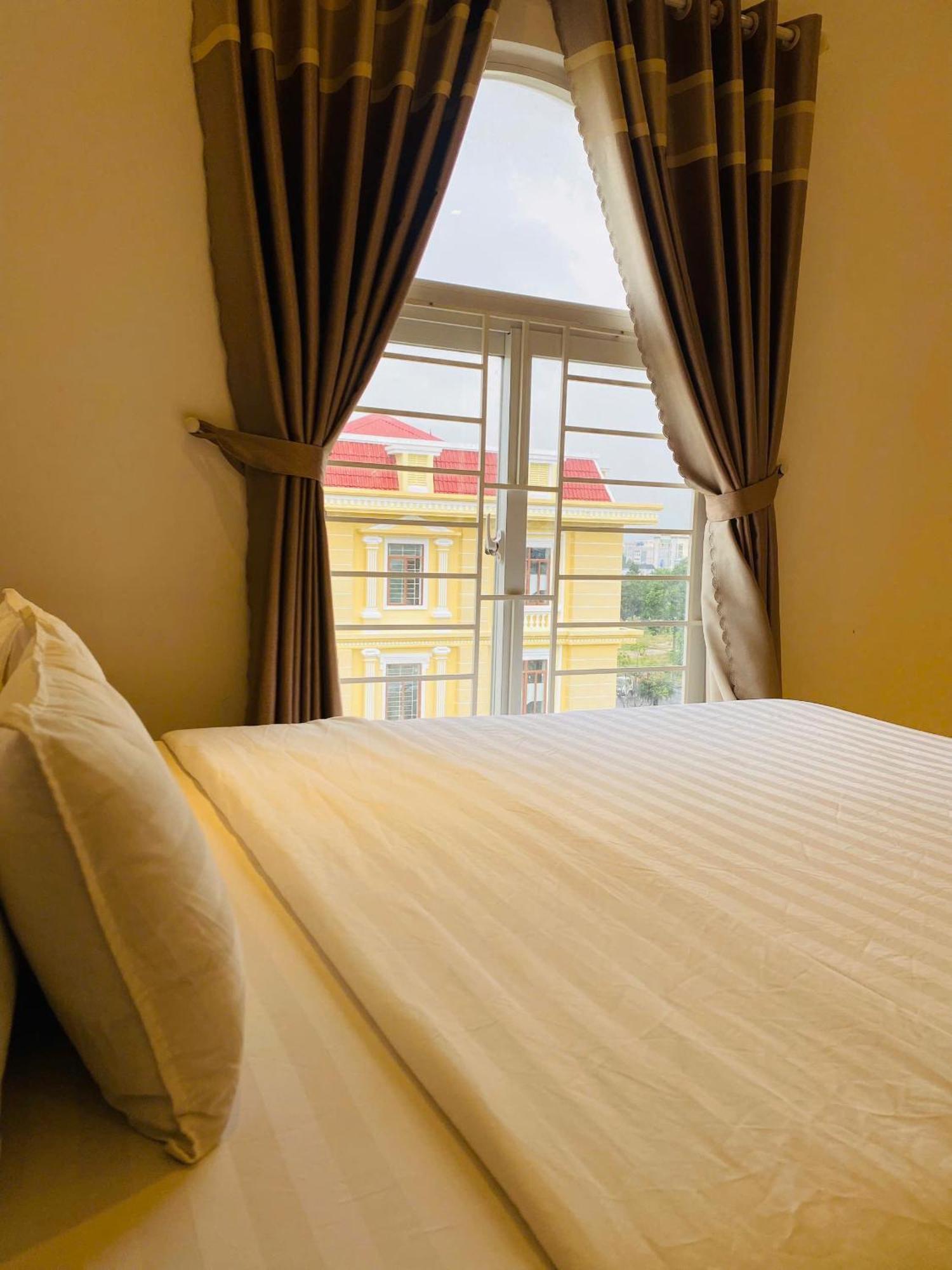 Hotel Khach San Romo Quảng Ngãi Exterior foto