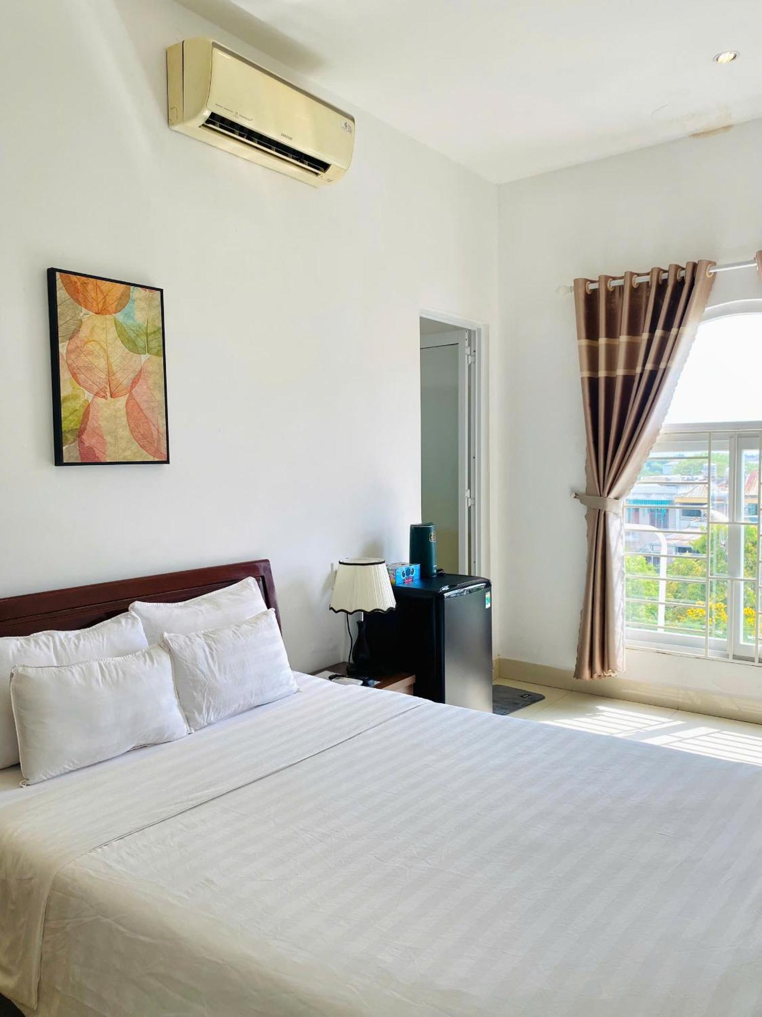 Hotel Khach San Romo Quảng Ngãi Exterior foto